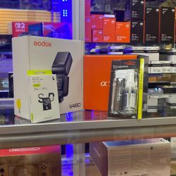 Sony A7 IV Godox V480 Angelbird SD Card And Cleaning Kit 