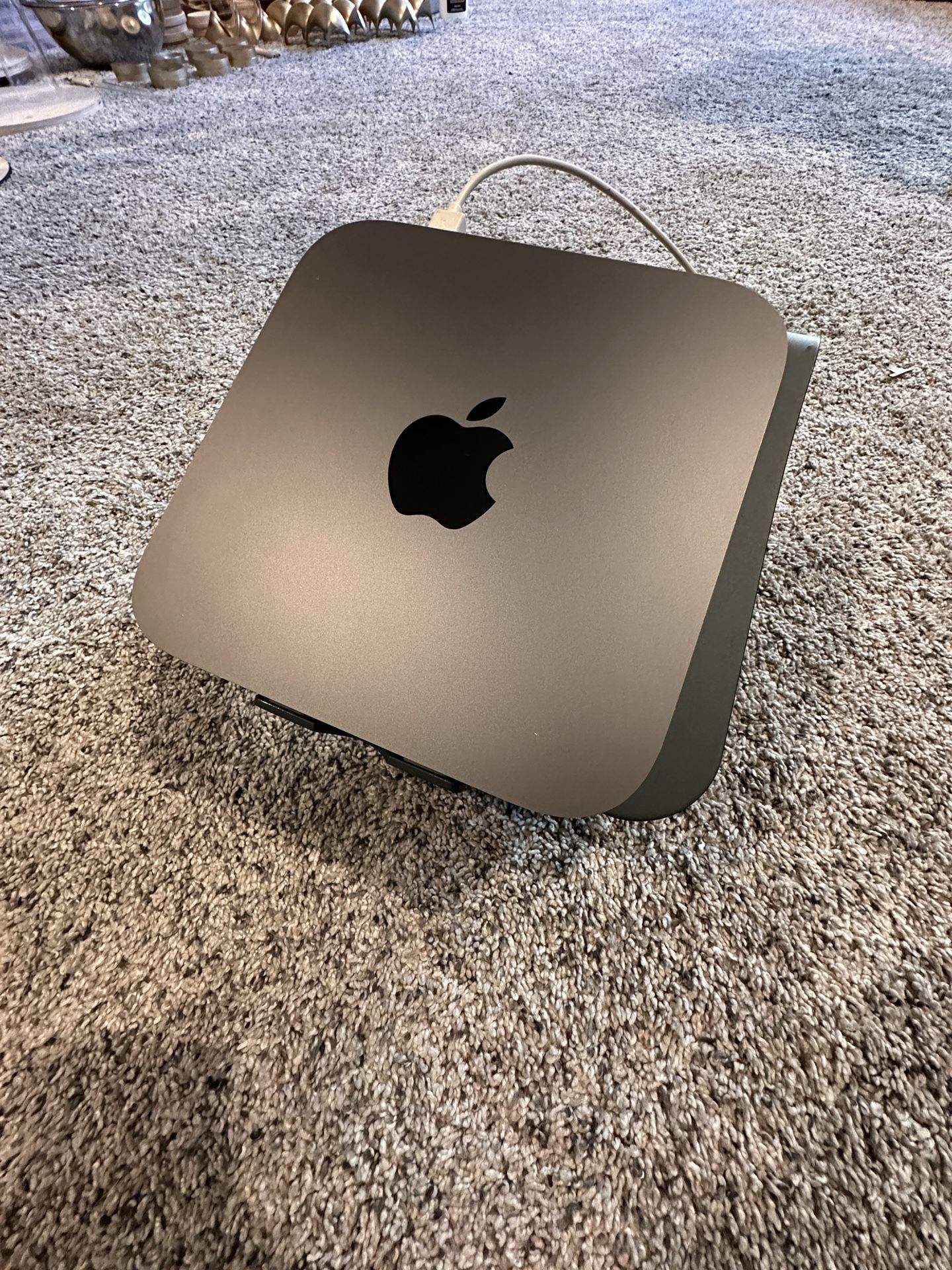 Mac Mini 2018 - i5 / 16gb RAM / 256gb SSD