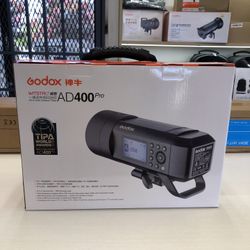 Godox AD400 Pro Outdoor Flash