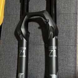 Marzzochi Z1 Bomber 36 Like New