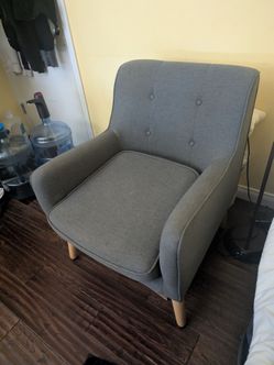 Accent chair petite