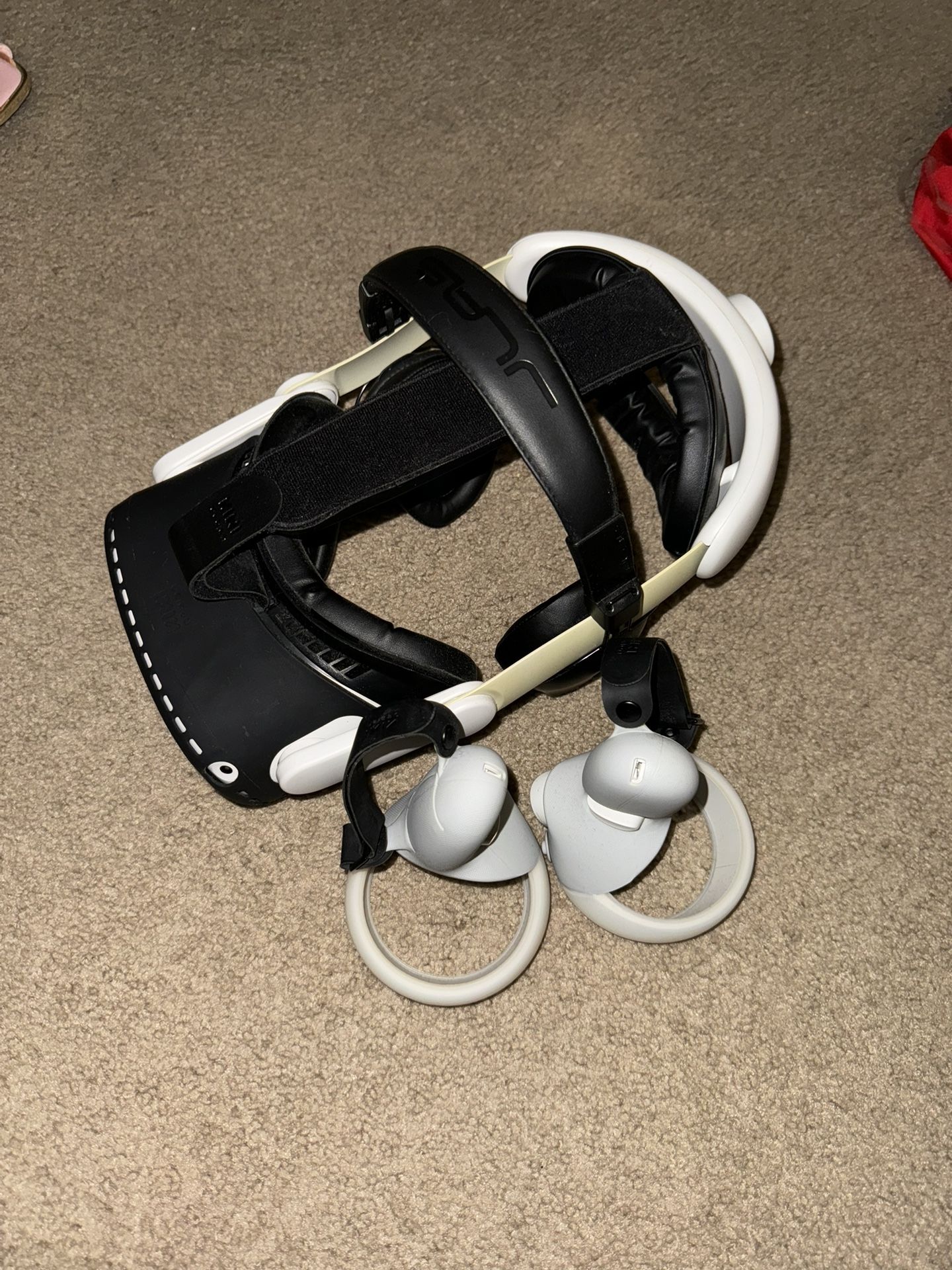 Oculus Quest 2 LOADED