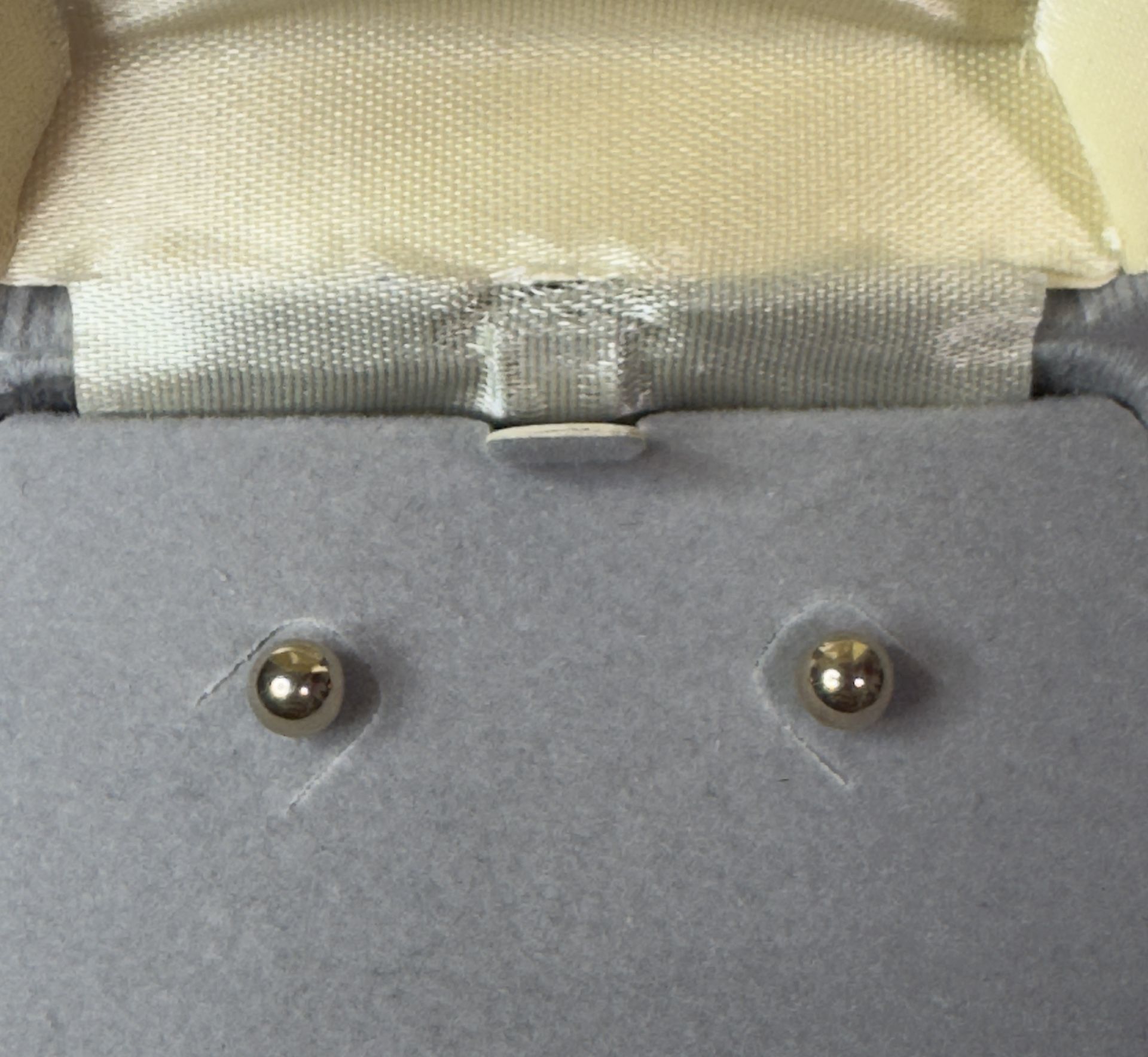 14K Solid Gold 5MM Ball Studs .3g