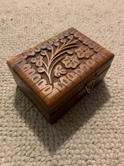 Small jewelry box