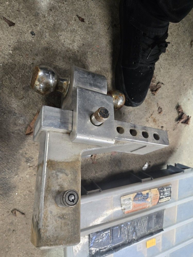 Aluminum 2-1/2" Drop Hitch