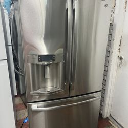 GE Profile PFE28RSHSS 36 Inch Freestanding French Door Refrigerator with 27.7 cu. ft. Total Capacity, 5 Glass Shelves, 9.2 cu. ft. Freezer Capacity, E