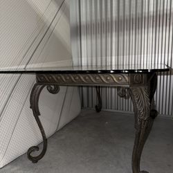 Unique Glass & Iron Dining Table – Elegant Vintage-Style Base