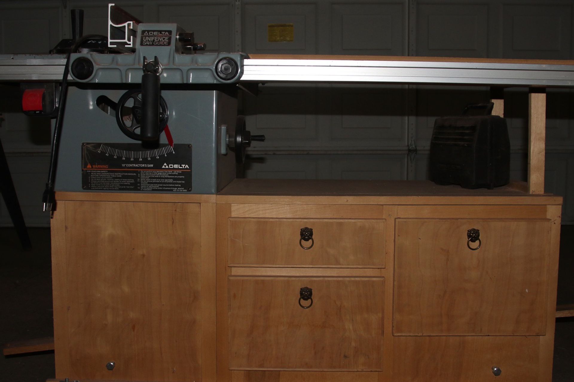 Delta 10” Contractor Saw With Custom Cabinet