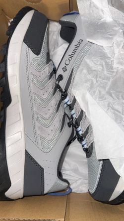 Hiking shoe