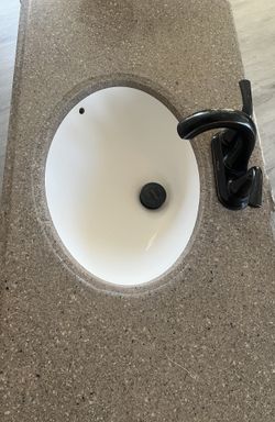 bathroom sink with Faucet ***
