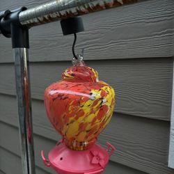 Humming Bird Feeder1
