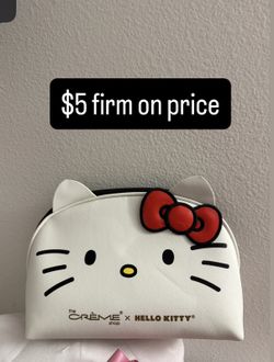 Hello Kitty Make Up Bag 