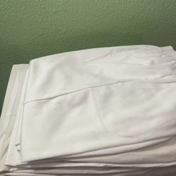 Women’s White Pants Bundle – Size M / 12–14