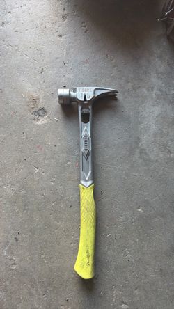 Stiletto hammer 15oz
