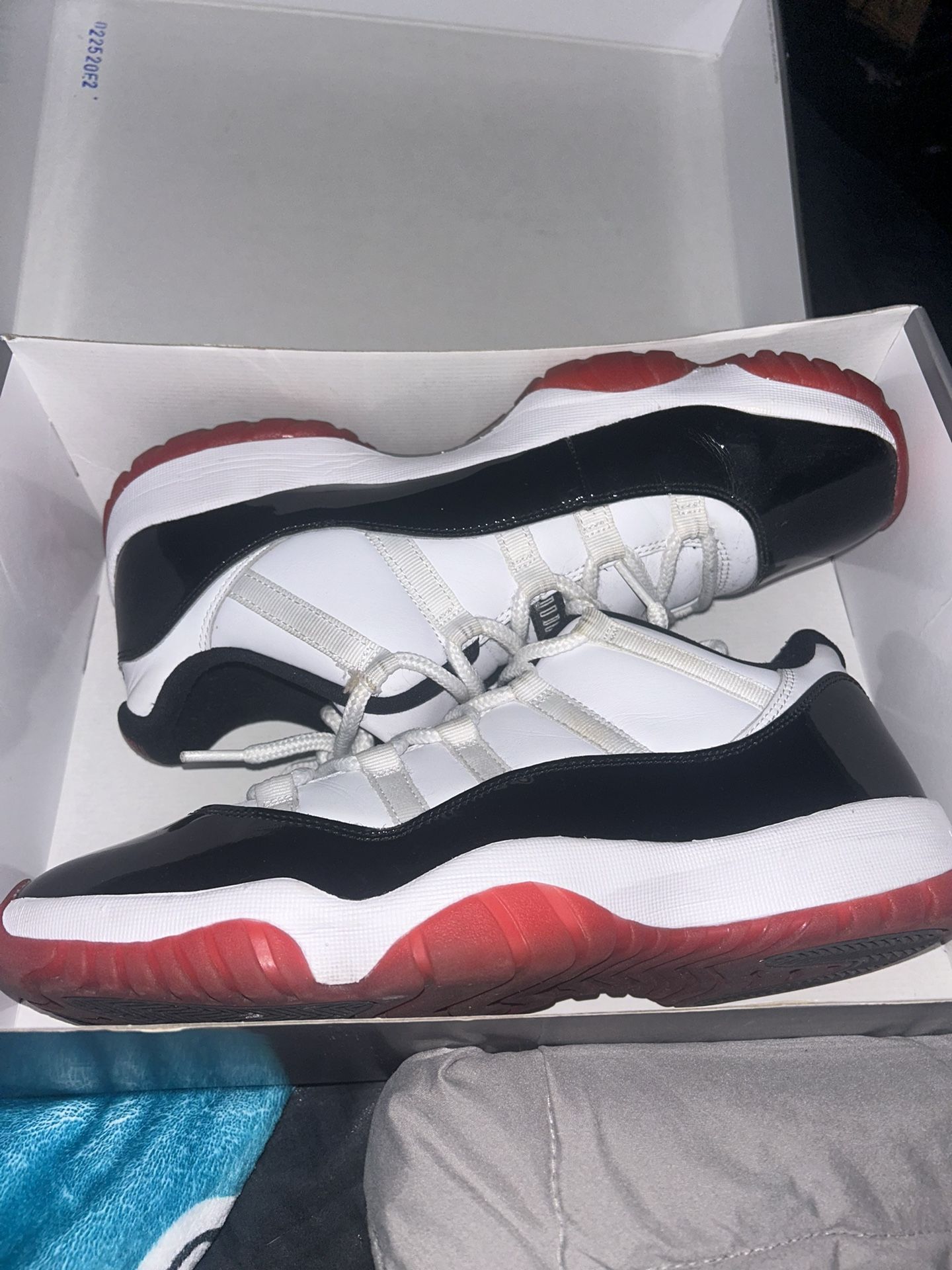 AIR JORDAN 11 RETRO LOW