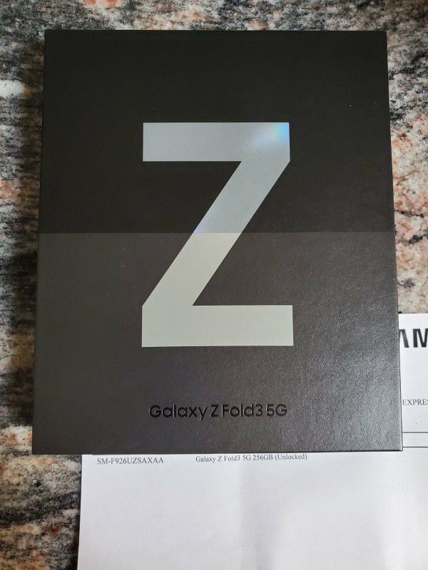 Galaxy Z Fold 3 256Gb Silver (UNLOCKED)