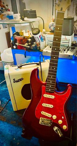 Squire vintage modified beautiful in every way