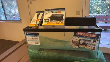 Aquarium with filtration system, heater and light brand new