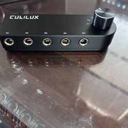 Cublix Bidirectional 4 Channel 6.35mm Audio Selector