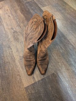 Ariat Cowgirl Boots - Women's 7.5B