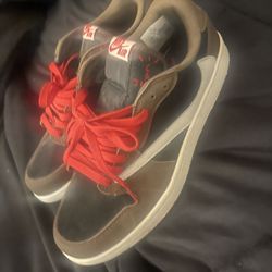 Travis Scots Jordan 1 Low