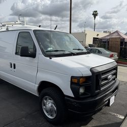 2013 Ford E-150