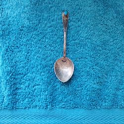 SOUTHWEST OLD PAWN NATIVE AMERICAN STERLING SILVER SPOON .