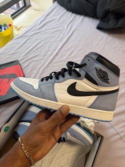Air Jordan 1 Retro High OG Sneaker size 11.5