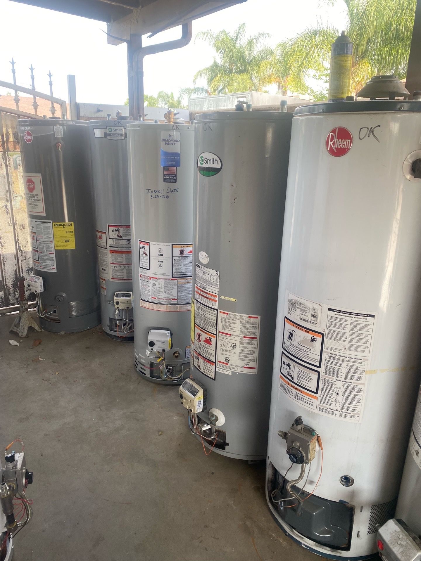 Water heaters, 30-40-50-75 galones