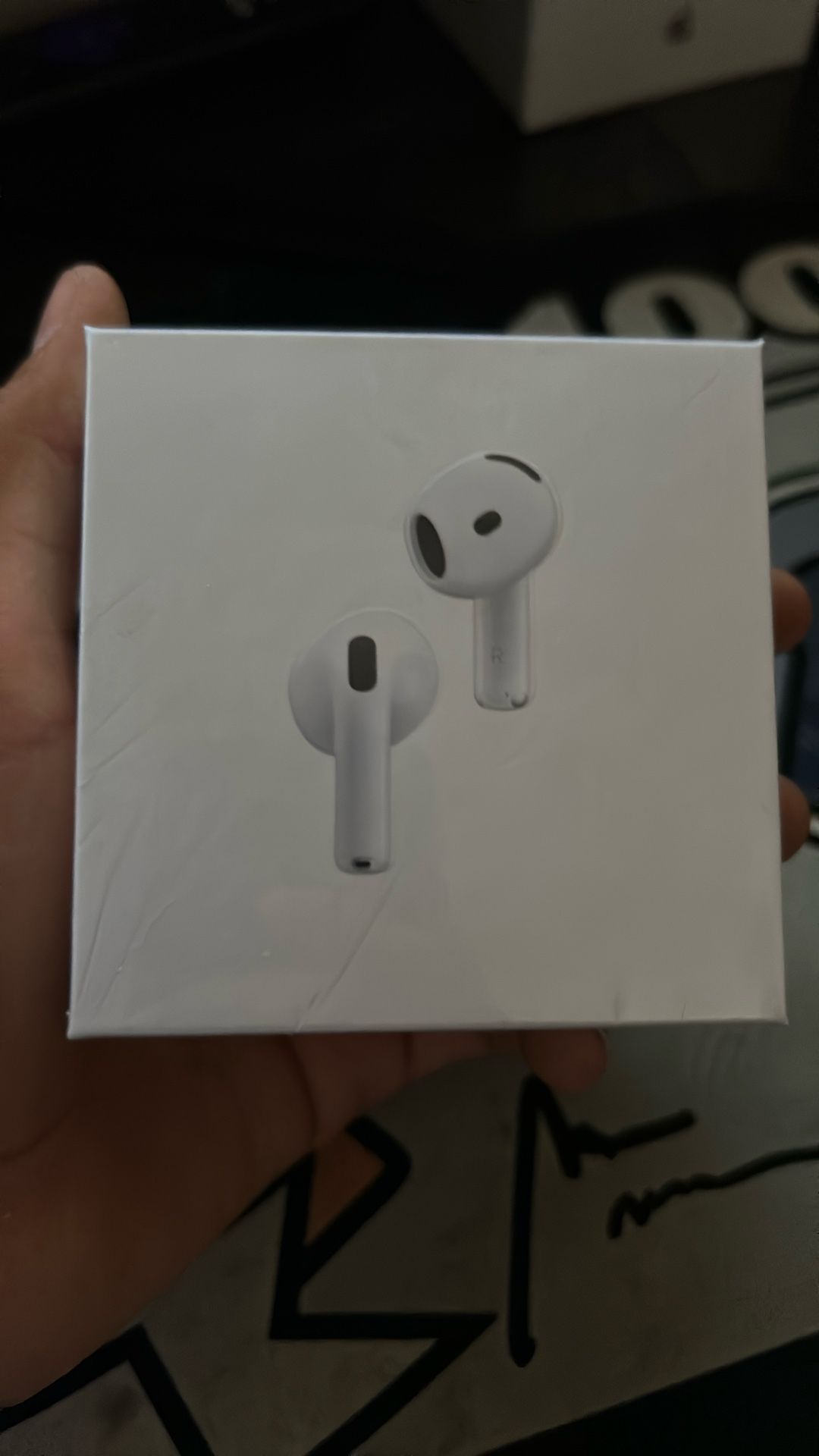 Airpods 4