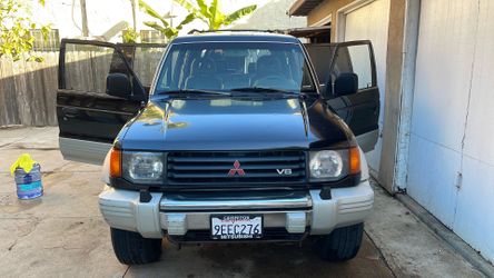 Mitsubishi Montero 1995