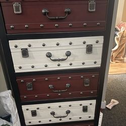 Small Dresser / Chest 