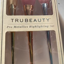Metallics Highlighting Brushes 