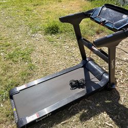 Treadmill that folds, easy to move