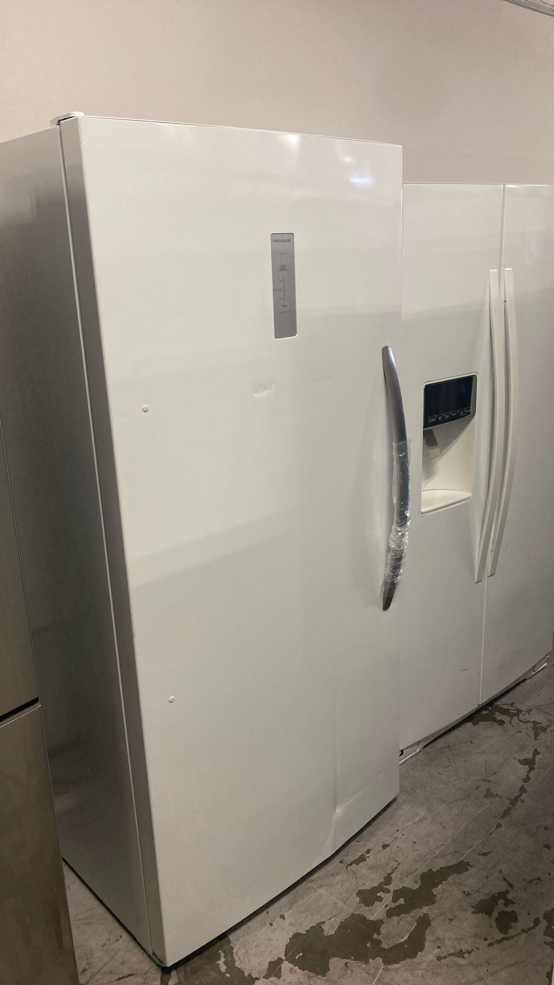 Freezerless Refrigerator