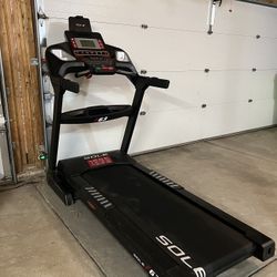Sole F63 Treadmill . $1,000 New.