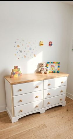 Kids dresser