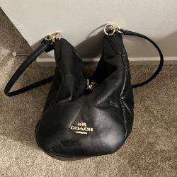 Coach Black Shoulder Handbag $85 Good Condition 