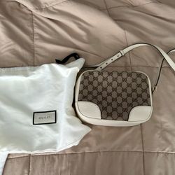Gucci Crossbody (authentic)