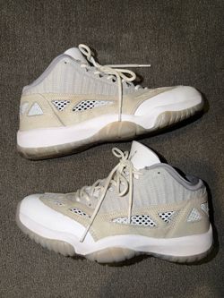 Jordan 11 Retro Low IE ‘Light Oreowood Brown’ Size 8M