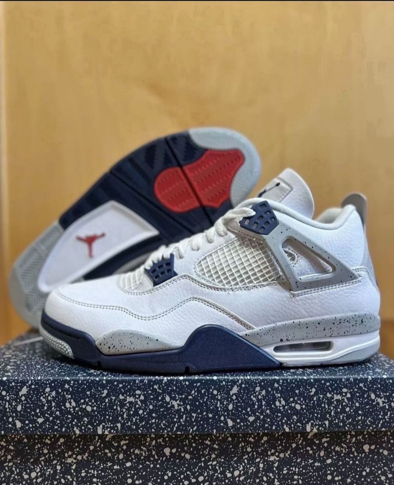 Air Jordan 4 Retro Midnight Navy White Cement Grey DH6927-140 Size 11 Brand New