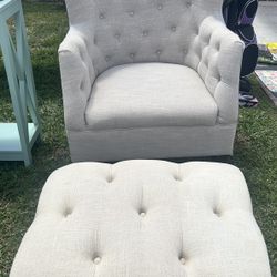 Accent Chair with Ottoman – Must Go!