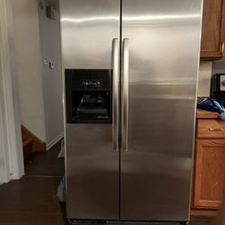 Whirlpool Stainless Refrigerator 
