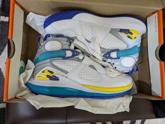 Woman's Size 6 Nike Court Air Zoom Zero Jordan 8 Aqua White