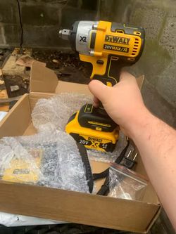 DeWalt Max XR Brushless Cordless Impact Wrench