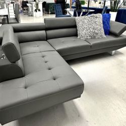 Sectional Sofa 