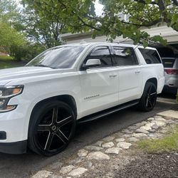 2019 Chevrolet Suburban 