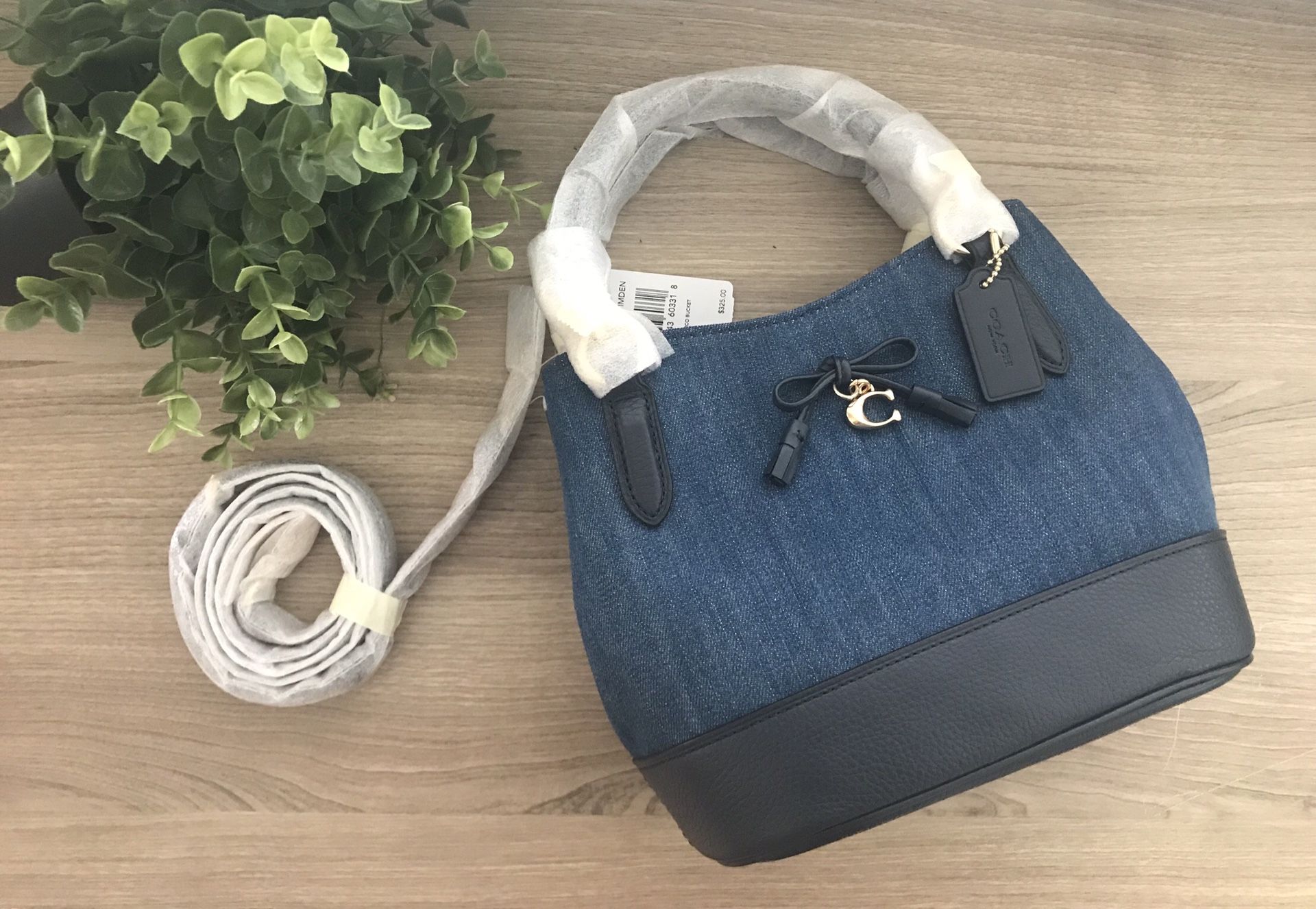 Coach Micro Ally Denim Bucket Bag for Sale in Katy, TX - OfferUp