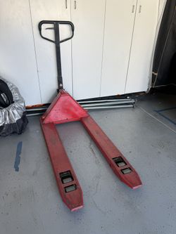 Pallet Jack (Vestil Brand)