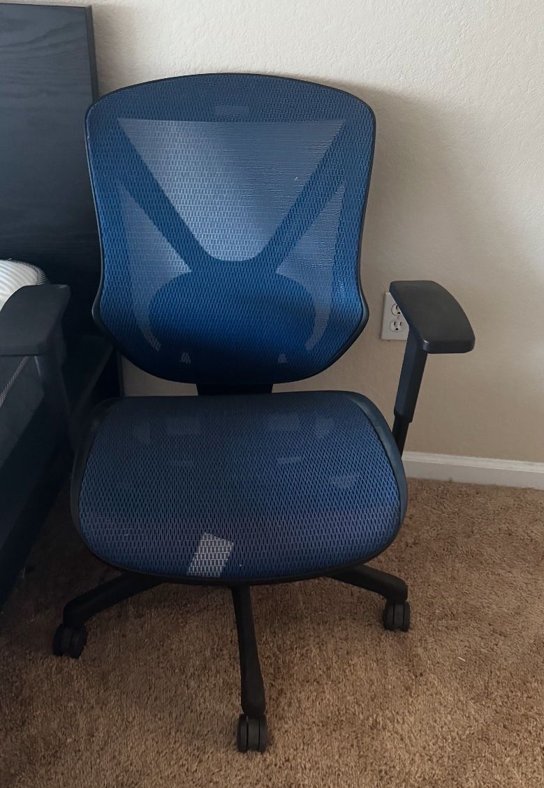 Adjustable Office Chair